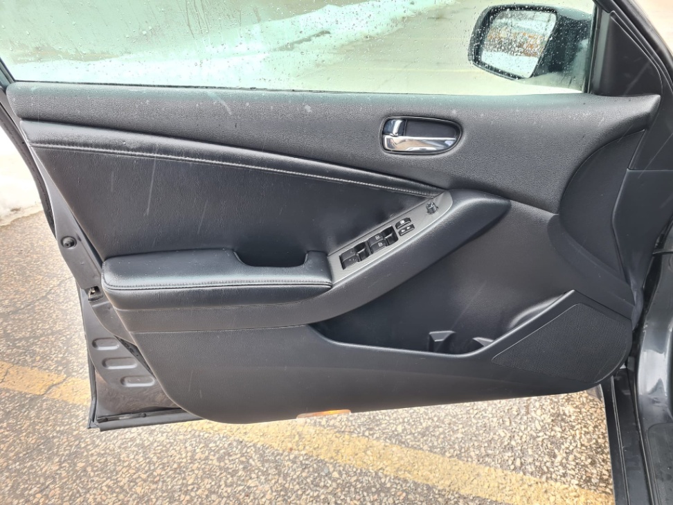 /drivenautosalesltd/4409068585598259-8.jpeg