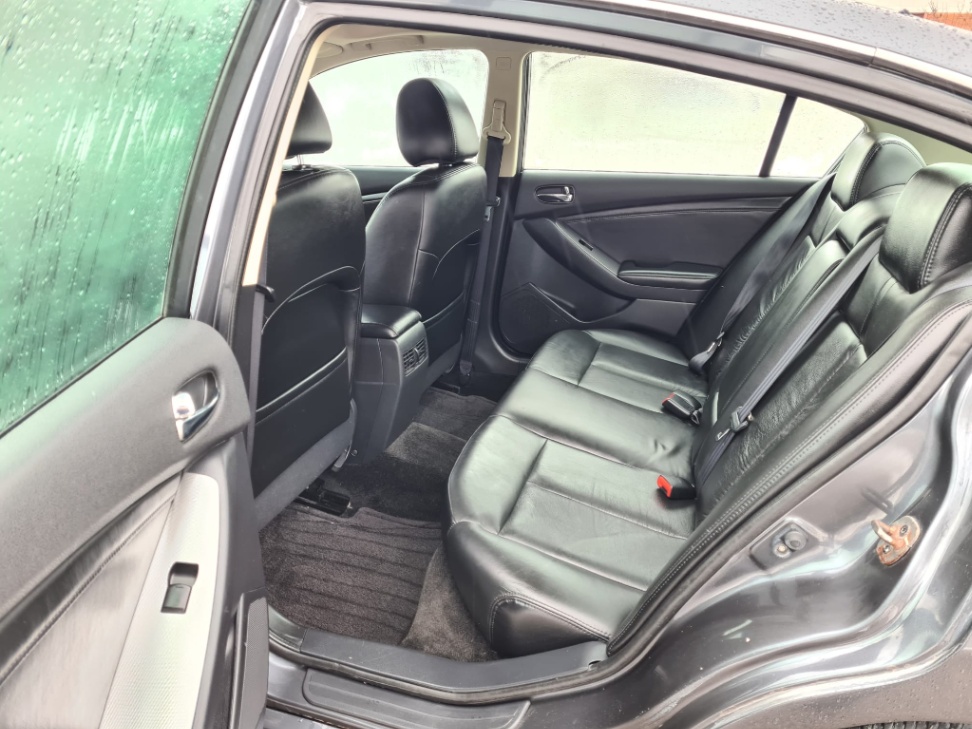 /drivenautosalesltd/6090315153188657-11.jpeg