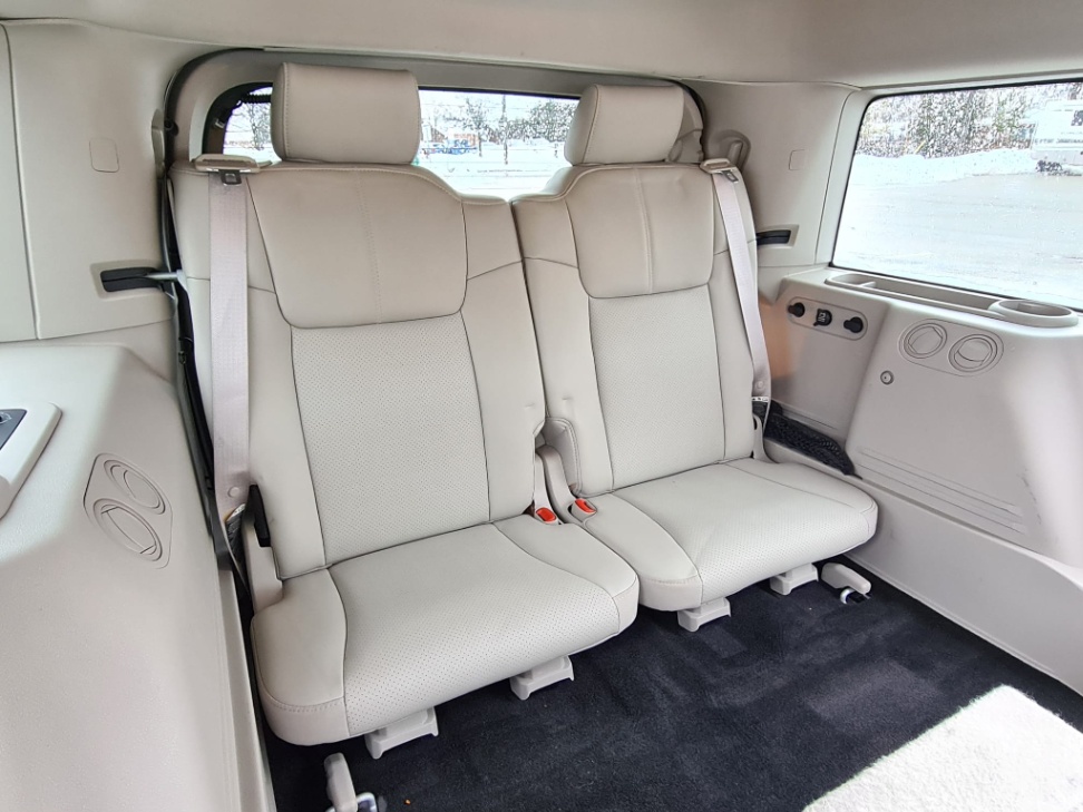 /drivenautosalesltd/7241036182474276-15.jpeg