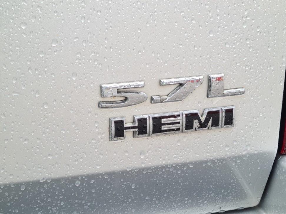 /drivenautosalesltd/8747950749067548-32.jpeg