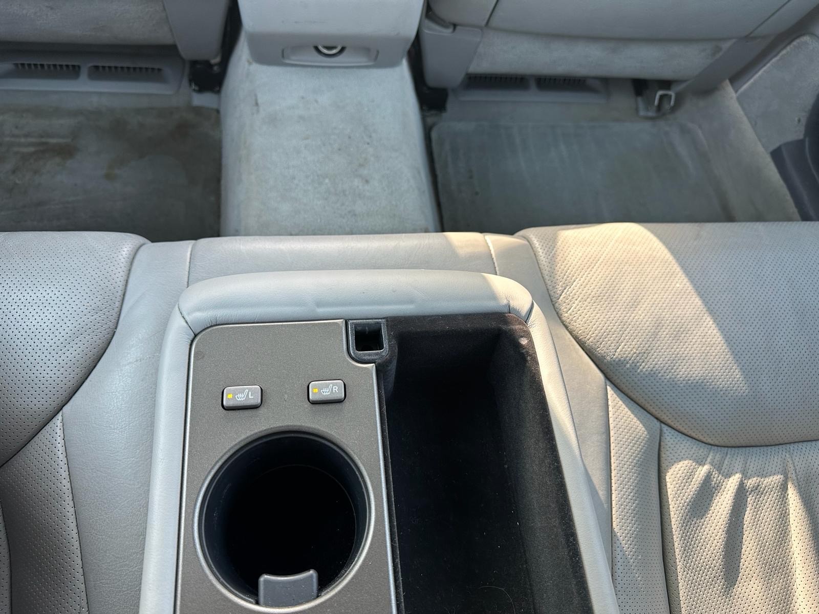 /drivenbyyouautosales/2005-Lexus-LS430-14934247562582992.jpg