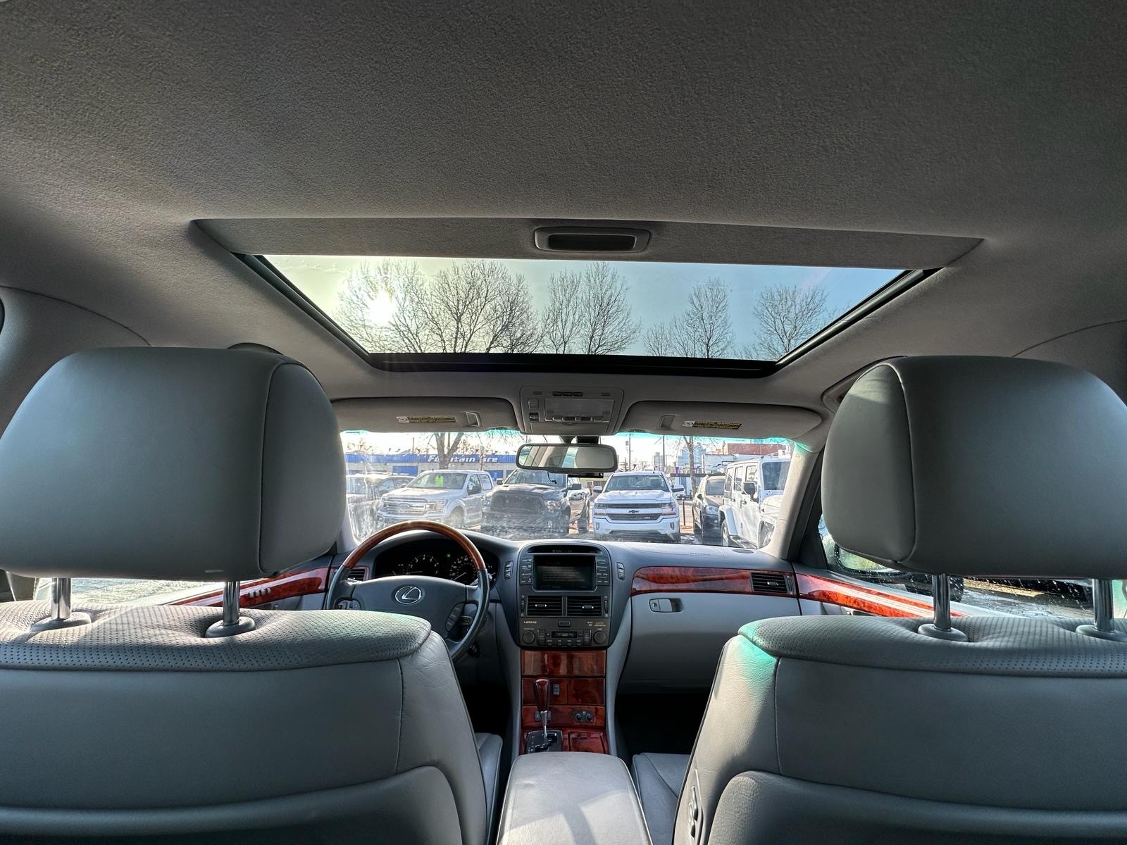 /drivenbyyouautosales/2005-Lexus-LS430-23189990886925904.jpg
