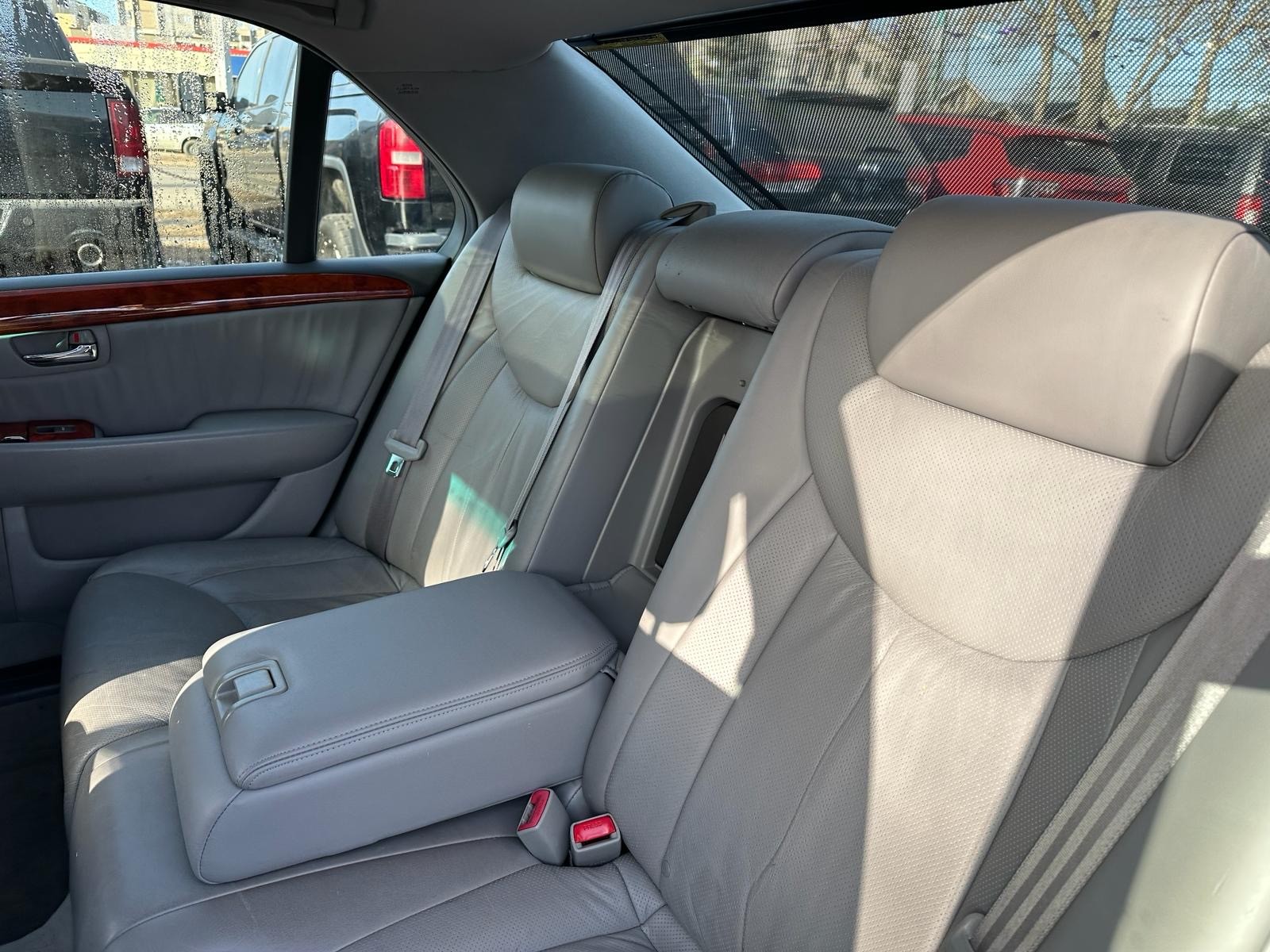 /drivenbyyouautosales/2005-Lexus-LS430-26207489756056845.jpg