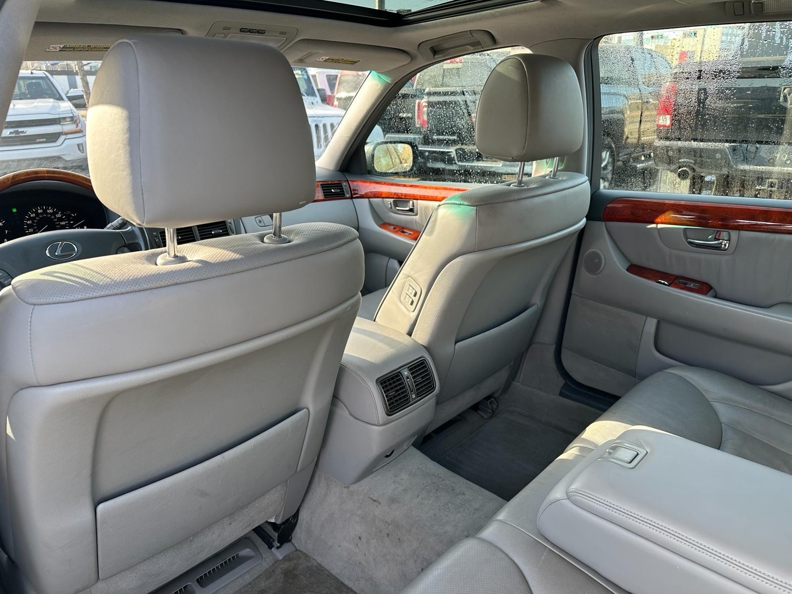 /drivenbyyouautosales/2005-Lexus-LS430-6608714359343415.jpg