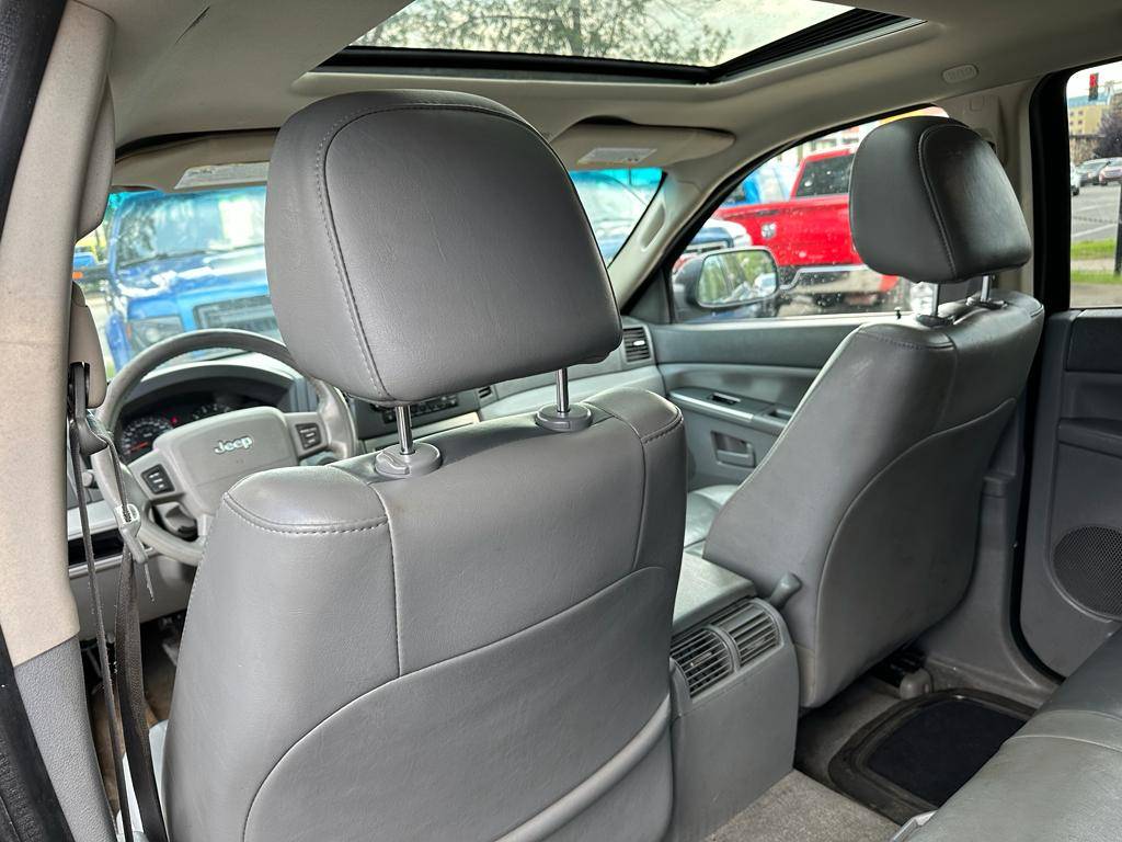 /drivenbyyouautosales/2006-Jeep-GrandCherokee-051228000383776395.jpg