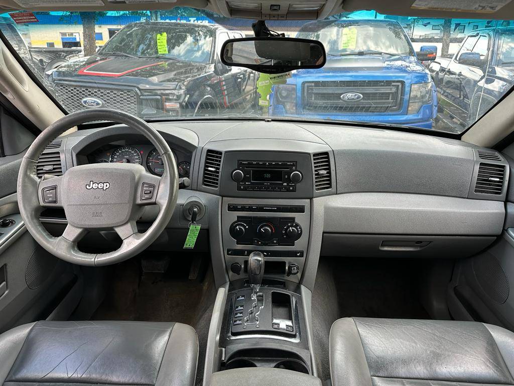 /drivenbyyouautosales/2006-Jeep-GrandCherokee-32006002468094863.jpg