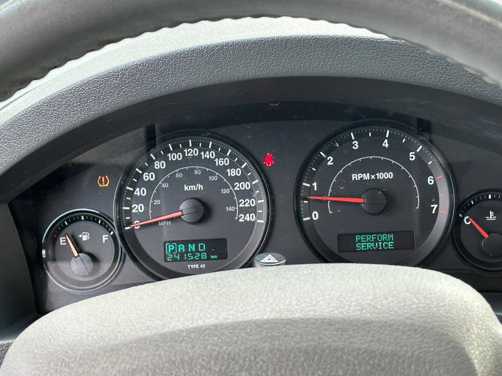 /drivenbyyouautosales/2006-Jeep-GrandCherokee-8513552011573475.jpg