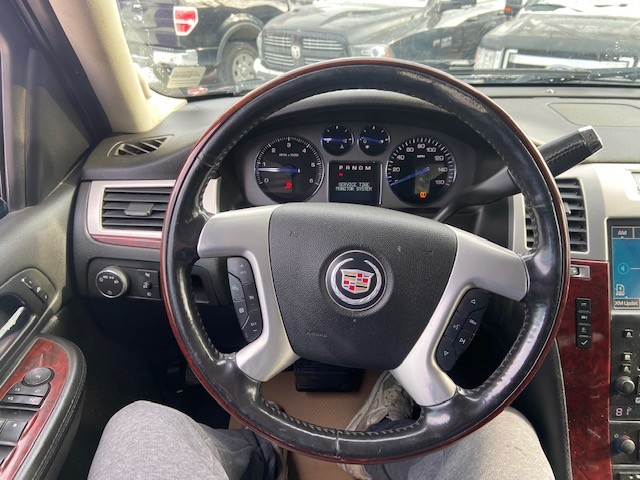 /drivenbyyouautosales/2008-Cadillac-Escalade-9985837176866246.jpg