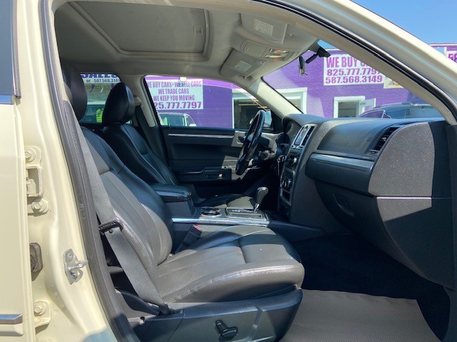 /drivenbyyouautosales/2009-Chrysler-300-10305572739964286.jpg