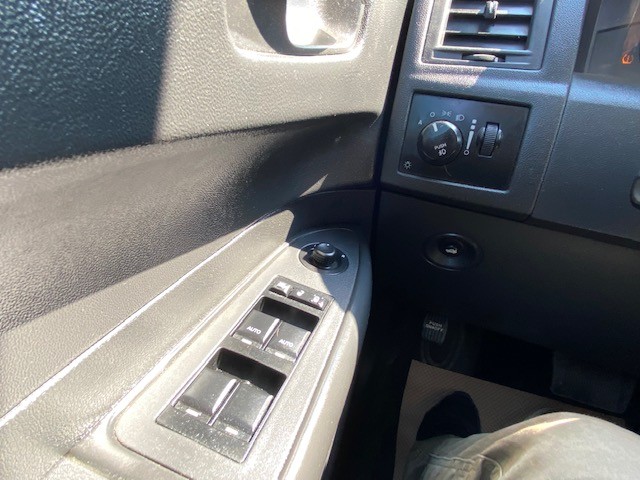 /drivenbyyouautosales/2009-Chrysler-300-7919140038987167.jpg