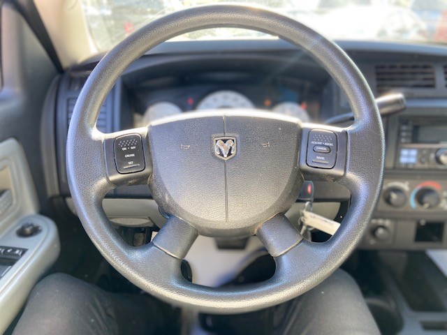 /drivenbyyouautosales/2010-Dodge-Dakota-023484272429355135.jpg