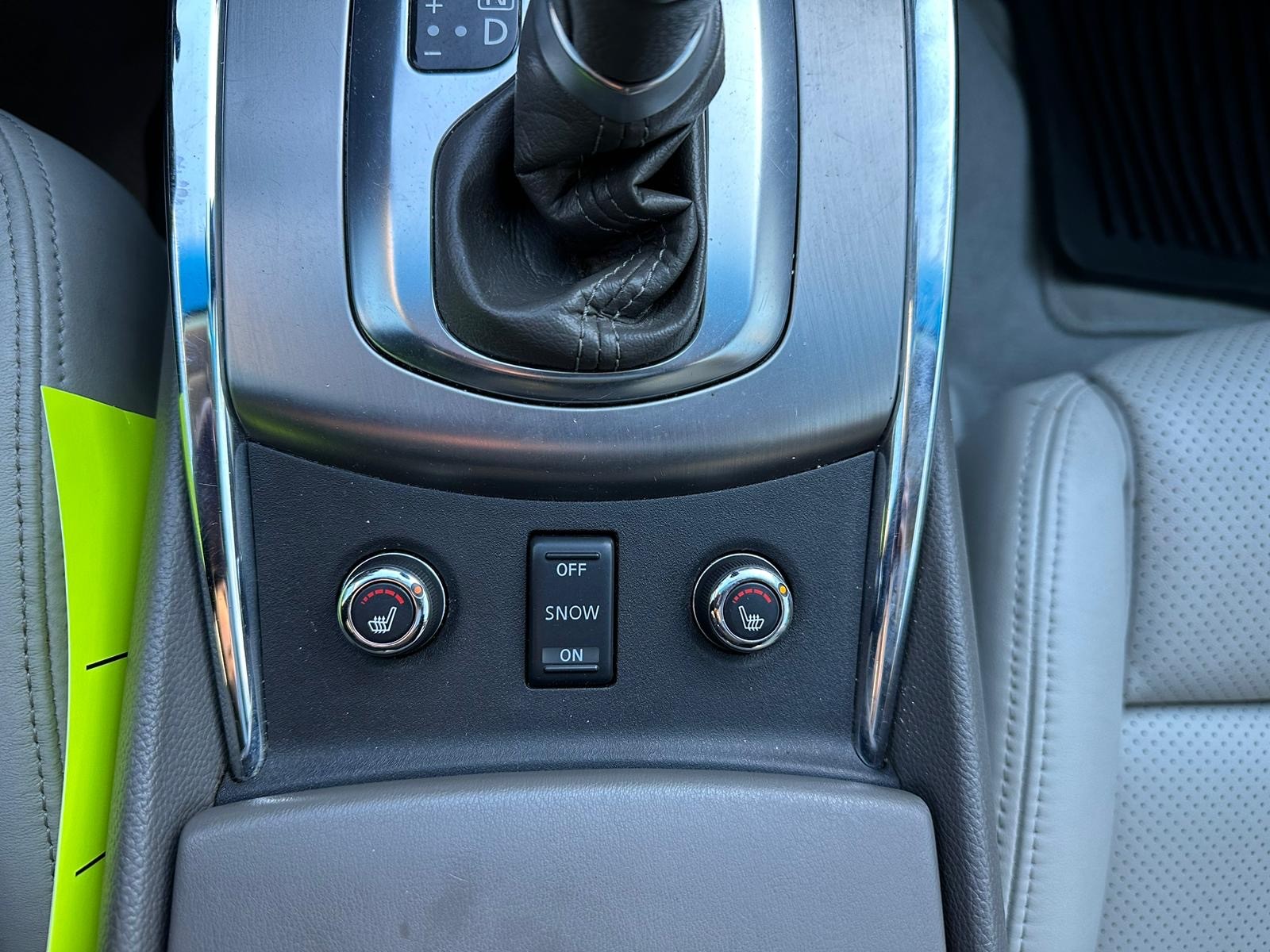/drivenbyyouautosales/2010-INFINITI-G37-7956745087314583.jpg