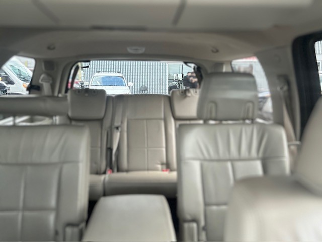 /drivenbyyouautosales/2010-Lincoln-Navigator-9740371674599932.jpg