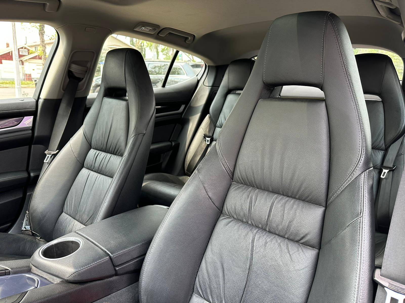 /drivenbyyouautosales/2010-Porsche-Panamera-03433082087434802.jpg