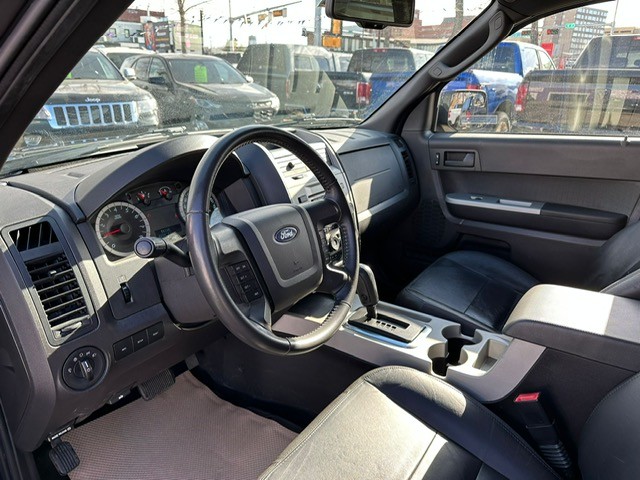 /drivenbyyouautosales/2011-Ford-Escape-26236244574860823.jpg