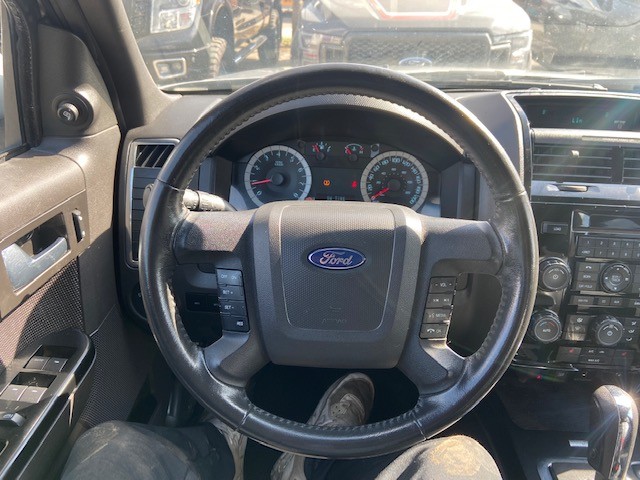 /drivenbyyouautosales/2011-Ford-Escape-4087575706008364.jpg