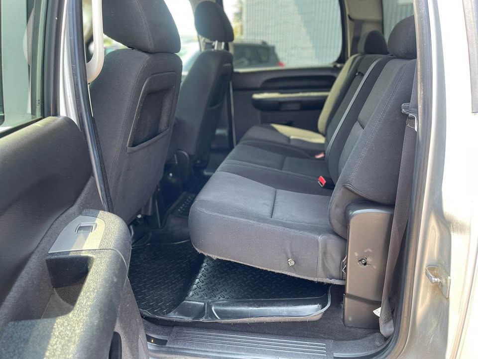 /drivenbyyouautosales/2011-GMC-Sierra1500-24768811669770074.jpg