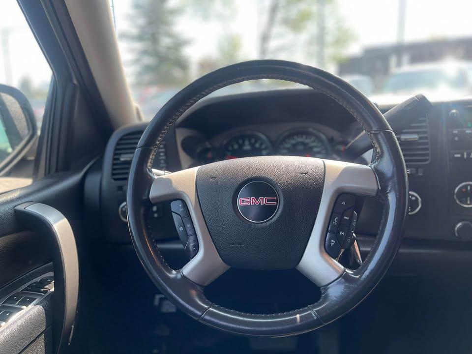 /drivenbyyouautosales/2011-GMC-Sierra1500-3019952658609162.jpg