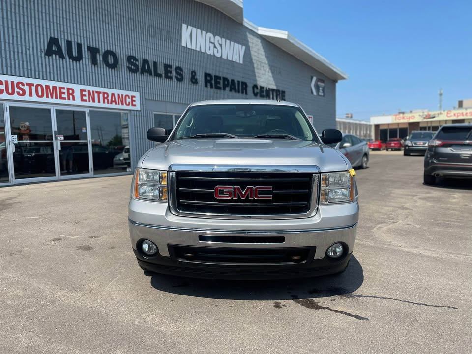 /drivenbyyouautosales/2011-GMC-Sierra1500-4585379080700891.jpg
