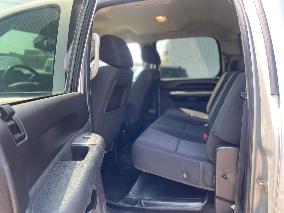 /drivenbyyouautosales/2011-GMC-Sierra1500-7395652160094495.jpg