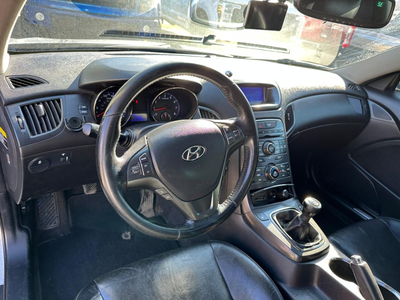 /drivenbyyouautosales/2011-Hyundai-Genesis-33836286257726433.jpg