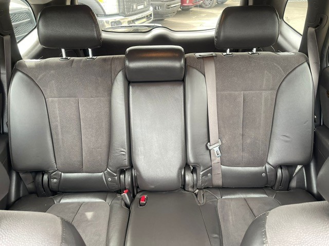 /drivenbyyouautosales/2011-Hyundai-SantaFe-3278176329272353.jpg