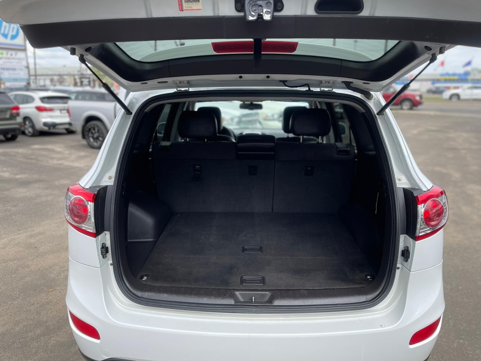 /drivenbyyouautosales/2011-Hyundai-SantaFe-5725724961814591.jpg