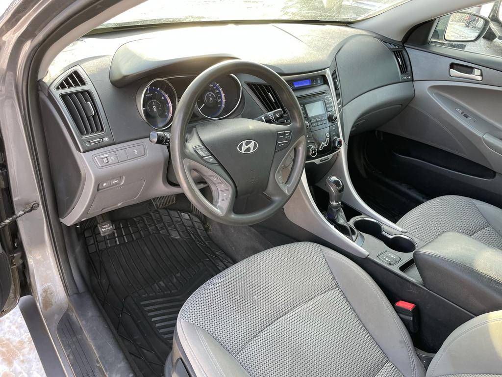 /drivenbyyouautosales/2011-Hyundai-Sonata-7237121841016452.jpg