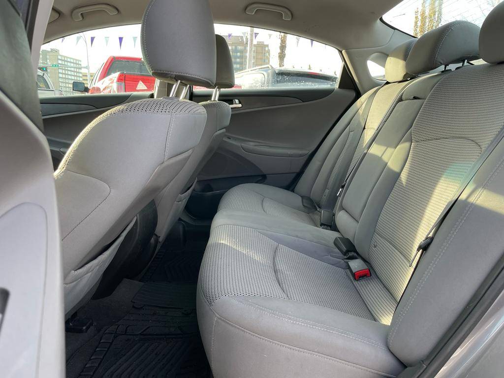 /drivenbyyouautosales/2011-Hyundai-Sonata-8707459967083917.jpg