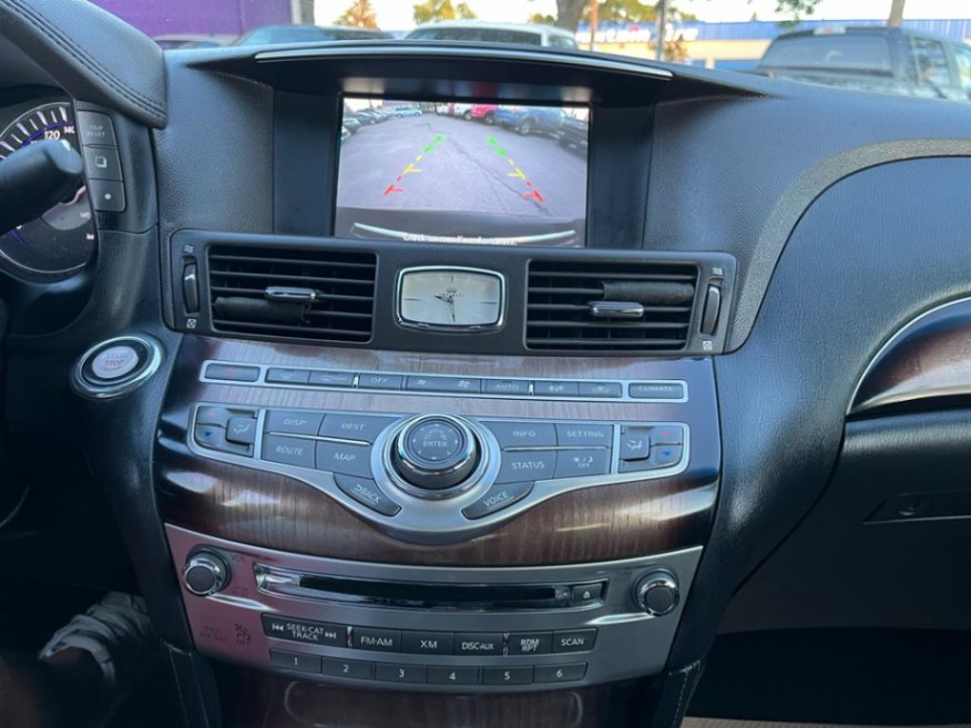 /drivenbyyouautosales/2011-INFINITI-M56-6213507136224876.jpg