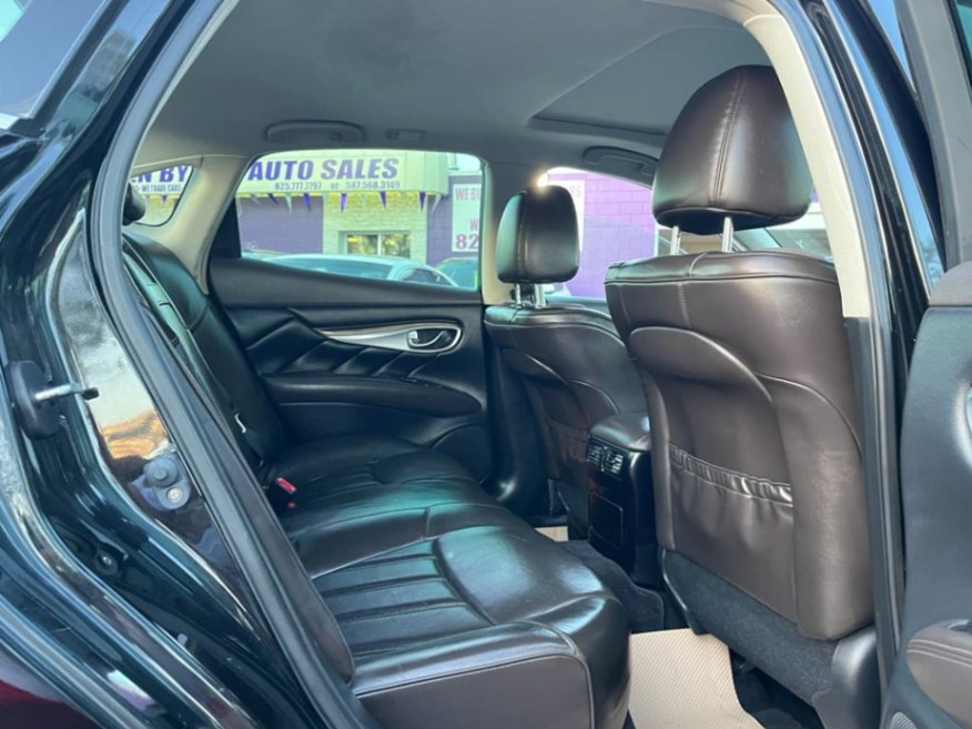 /drivenbyyouautosales/2011-INFINITI-M56-9901969599947258.jpg