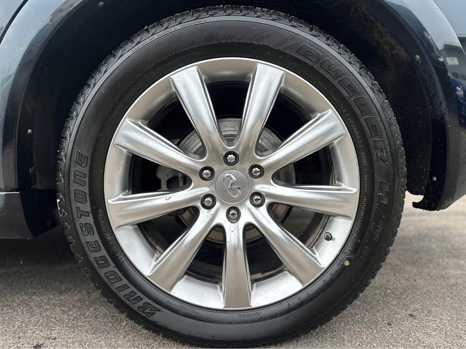 /drivenbyyouautosales/2011-INFINITI-QX56-13355281714382827.jpg