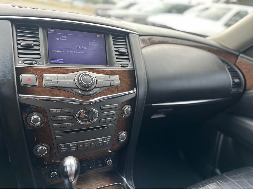 /drivenbyyouautosales/2011-INFINITI-QX56-25568903248120756.jpg