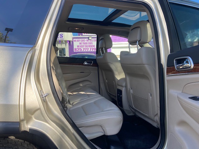 /drivenbyyouautosales/2011-Jeep-GrandCherokee-2819663436918052.jpg