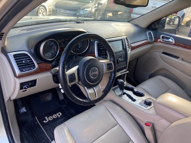 /drivenbyyouautosales/2011-Jeep-GrandCherokee-8262849830973398.jpg