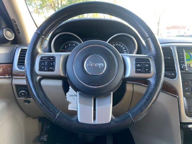 /drivenbyyouautosales/2011-Jeep-GrandCherokee-9864930137796275.jpg