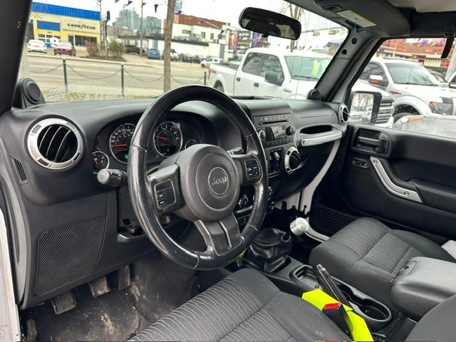 /drivenbyyouautosales/2011-Jeep-WranglerUnlimited-601658699957222.jpg