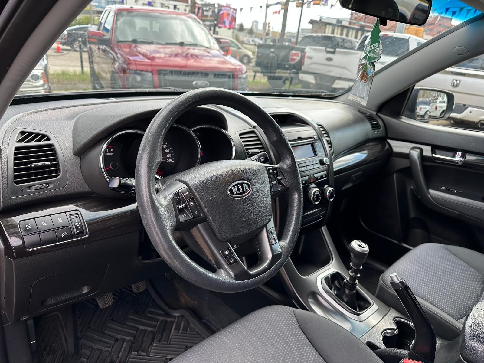 /drivenbyyouautosales/2011-Kia-Sorento-16506853651836018.jpg