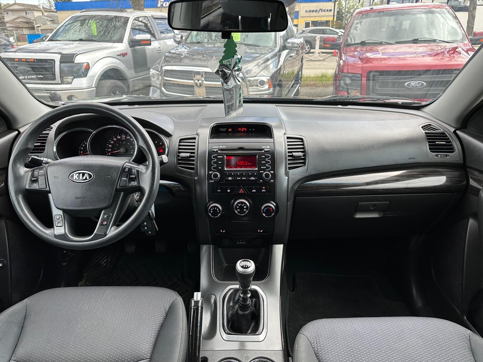 /drivenbyyouautosales/2011-Kia-Sorento-6099971915887459.jpg