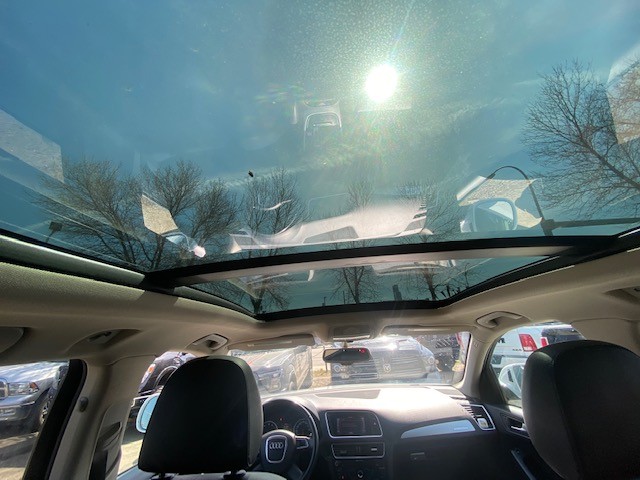 /drivenbyyouautosales/2012-Audi-Q5-010743401229764249.jpg