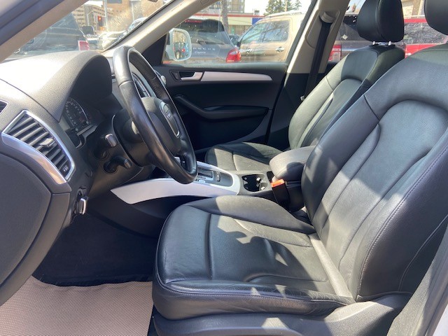/drivenbyyouautosales/2012-Audi-Q5-7782615629304213.jpg