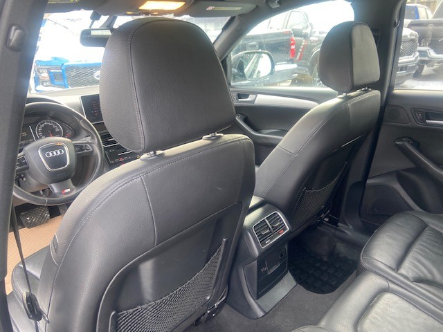 /drivenbyyouautosales/2012-Audi-Q5-8418124321973306.jpg