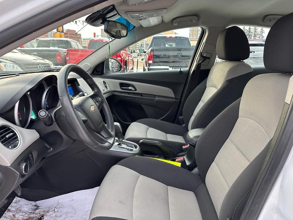 /drivenbyyouautosales/2012-Chevrolet-Cruze-07706474235835814.jpg