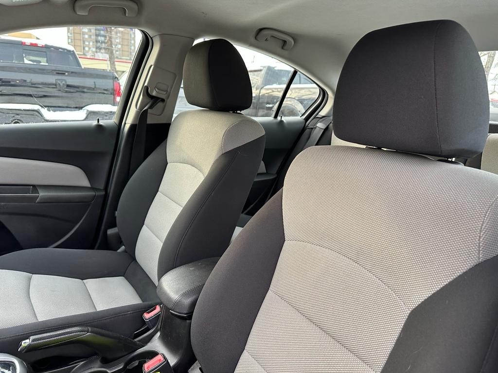 /drivenbyyouautosales/2012-Chevrolet-Cruze-09993044246624216.jpg