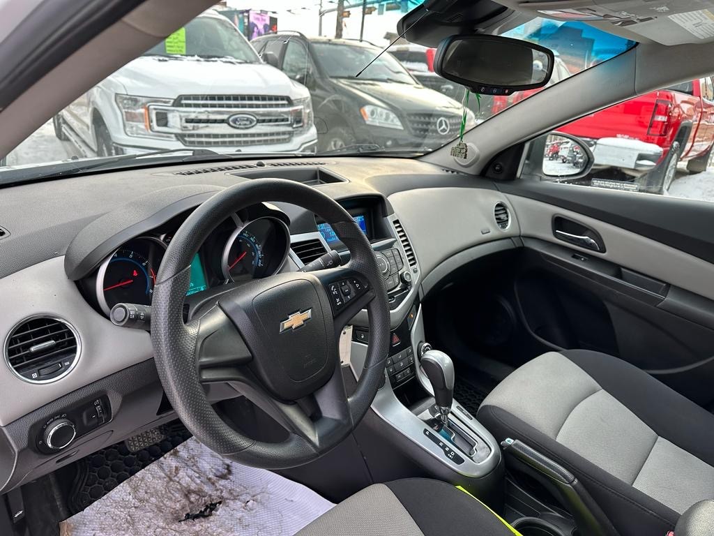 /drivenbyyouautosales/2012-Chevrolet-Cruze-5901205765861639.jpg
