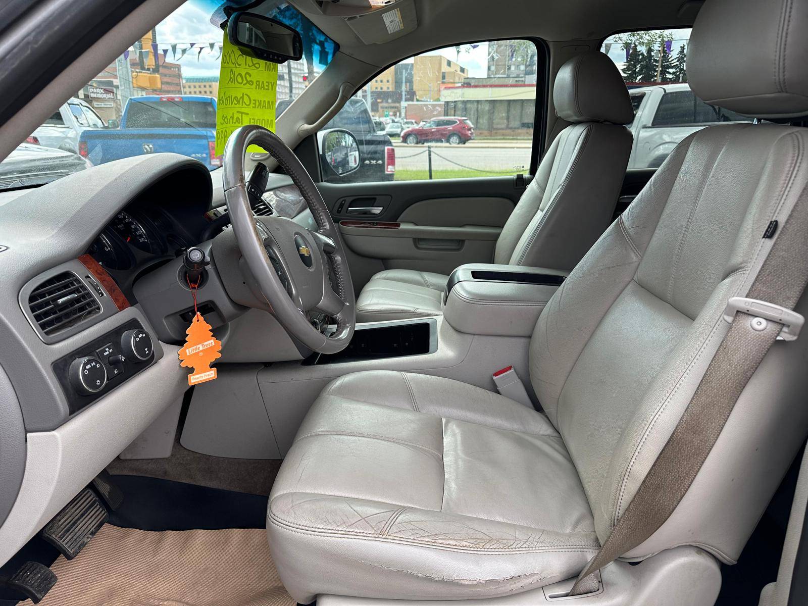 /drivenbyyouautosales/2012-Chevrolet-Tahoe-3936961628908635.jpg