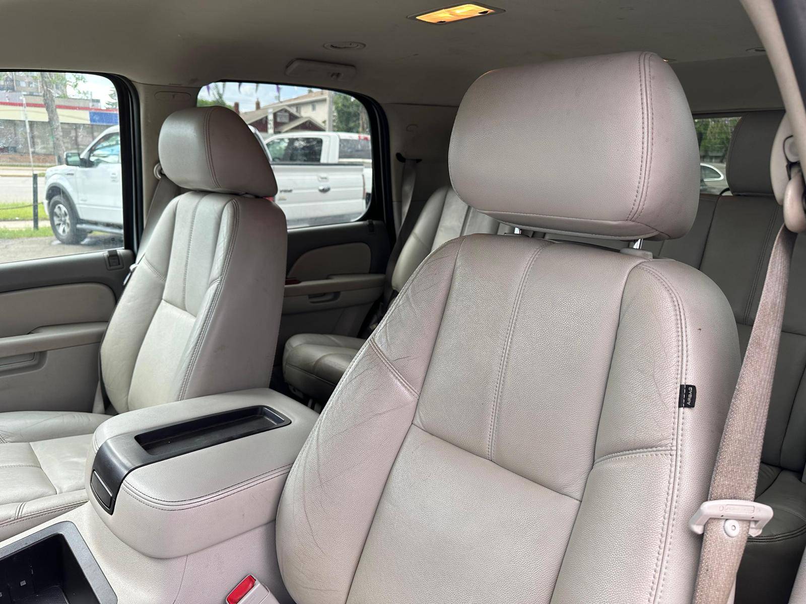 /drivenbyyouautosales/2012-Chevrolet-Tahoe-9956449377944021.jpg