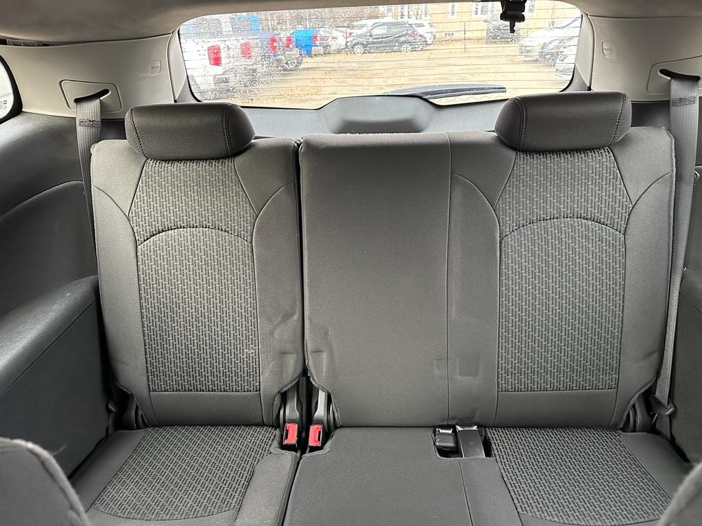 /drivenbyyouautosales/2012-Chevrolet-Traverse-9530734659430957.jpg