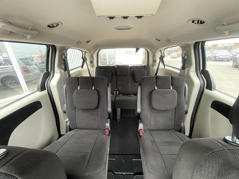 /drivenbyyouautosales/2012-Dodge-GrandCaravan-5771280282678313.jpg