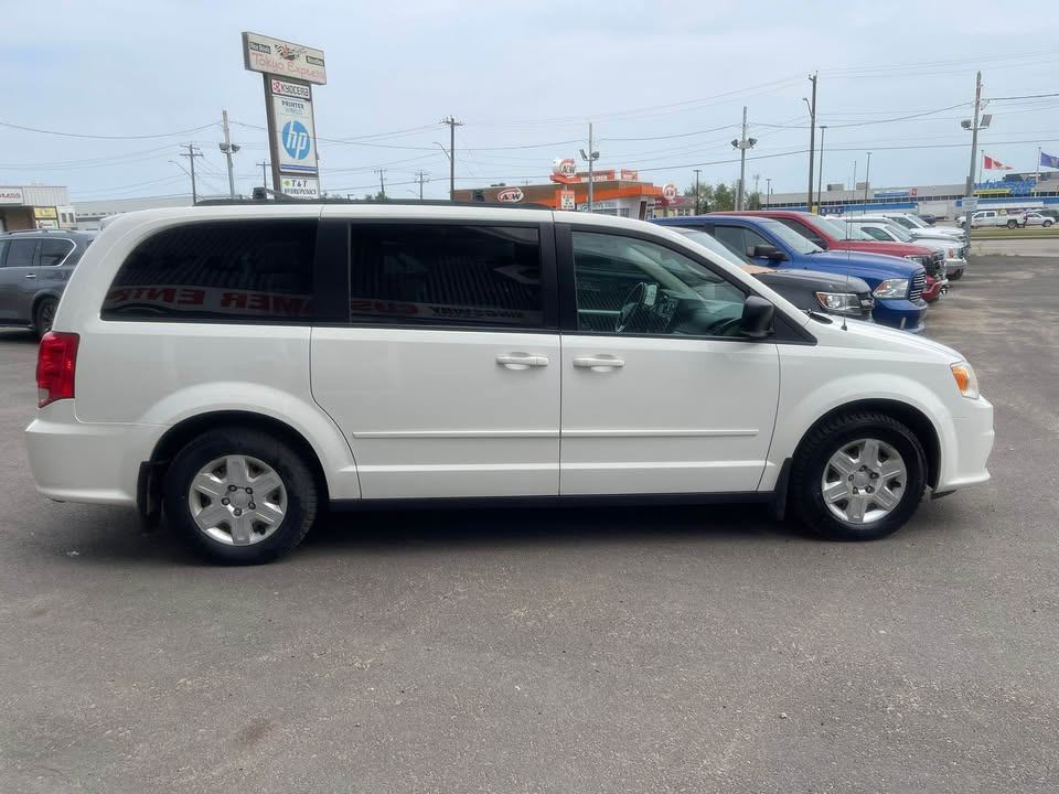 /drivenbyyouautosales/2012-Dodge-GrandCaravan-7328731232173504.jpg